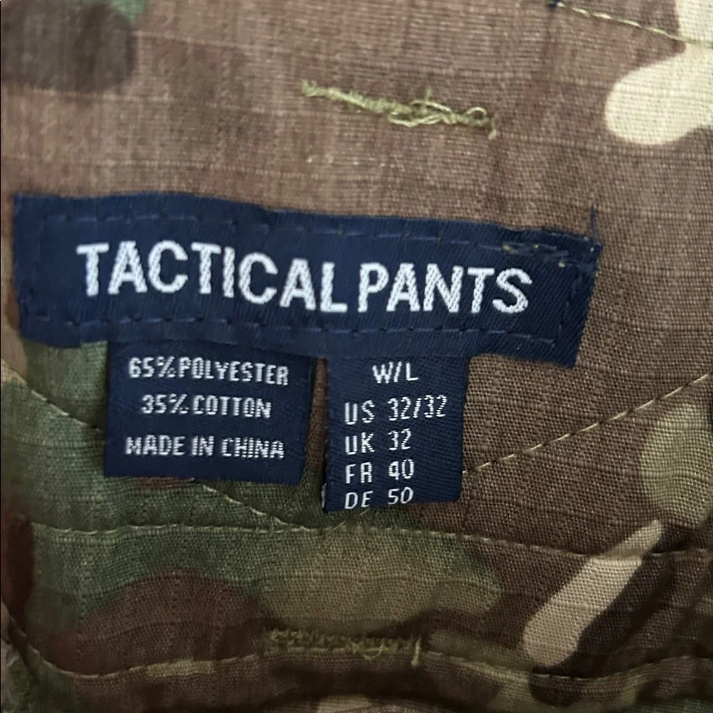 NWOT Tactical Pants Camouflage Cargo Pants Mens Size 32/32‎